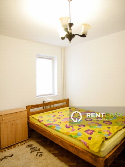 Apartament cu 3 camere pentru inchiriat in Independentei