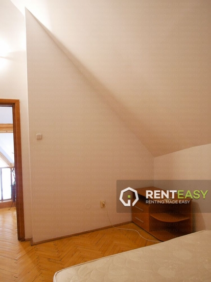 Penthouse cu 3 Camere de Inchiriat in Centru - Rapa Galbena