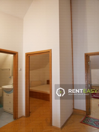 Penthouse cu 3 Camere de Inchiriat in Centru - Rapa Galbena