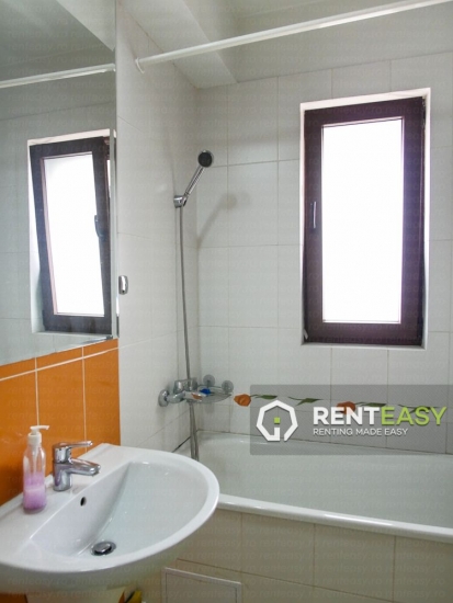 Apartament cu 1 Camere pentru Inchiriat in Podul de Fier - Bloc Nou