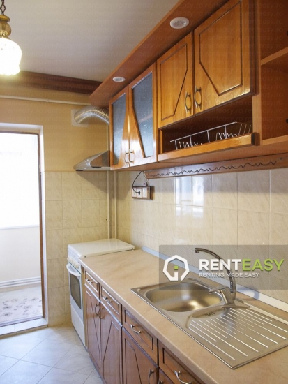 Apartament cu 2 Camere pentru Inchiriat in Podul de Fier