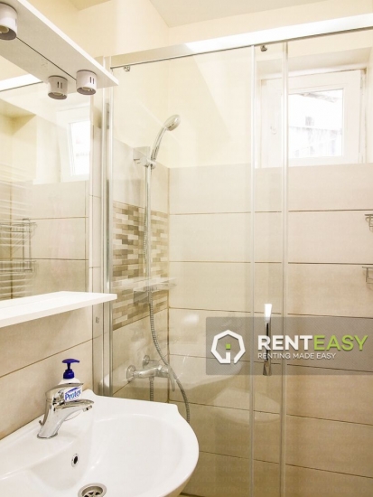 Apartament cu 2 Camere de Inchiriat in Centru pe Stefan cel Mare
