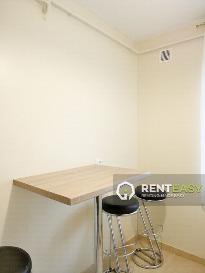 Apartament cu 2 Camere de Inchiriat in Centru pe Stefan cel Mare