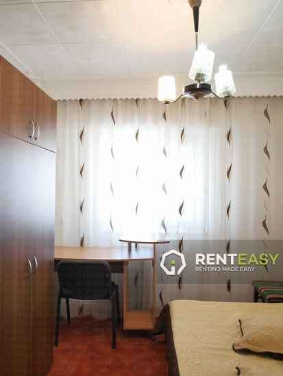 Apartament cu 3 Camere de Inchiriat in Centru - A.Panu