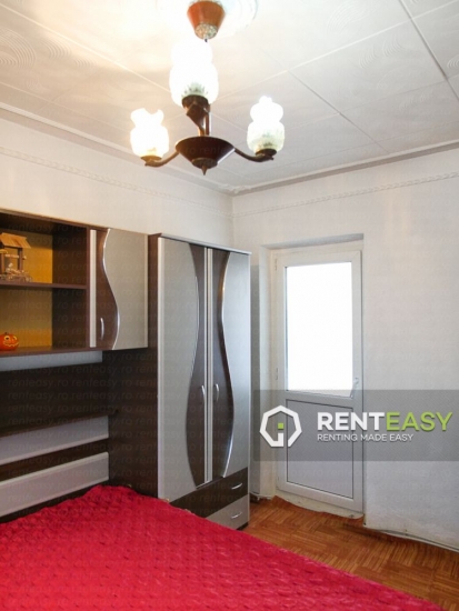 Apartament cu 3 Camere de Inchiriat in Centru - A.Panu