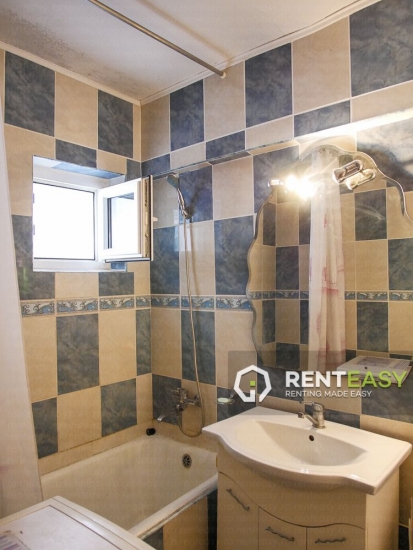 Apartament cu 3 Camere de Inchiriat in Centru - A.Panu