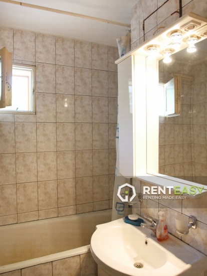 Apartament cu 3 Camere de Inchiriat in zona Centru - Podul de Fier