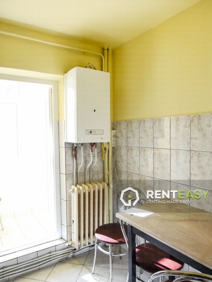 Apartament cu 3 Camere de Inchiriat in zona Centru - Podul de Fier