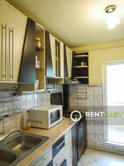 Apartament cu 3 Camere de Inchiriat in zona Centru - Podul de Fier