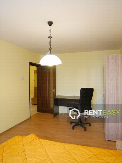 Apartament cu 3 Camere de Inchiriat in zona Centru - Podul de Fier