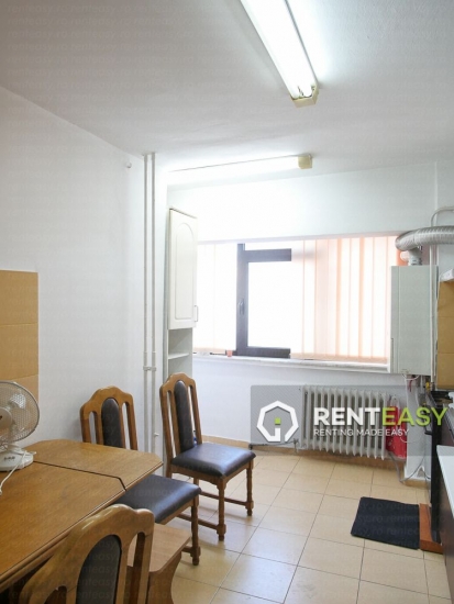 Apartament cu 4 Camere pentru Inchiriat in Centru - Independentei