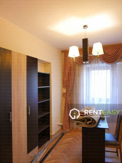 Apartament 4 Camere pentru Inchiriat in Centru - Independentei