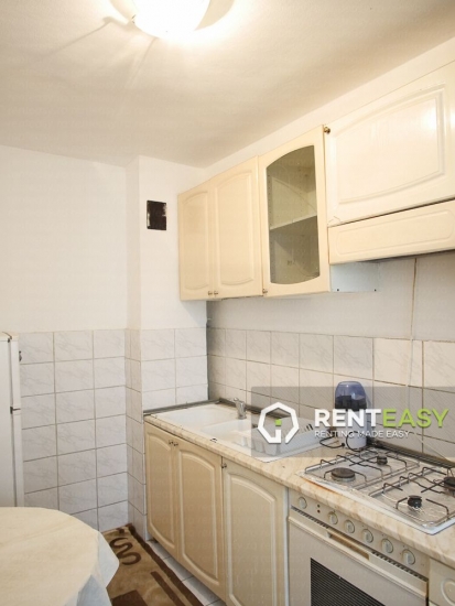 Apartament cu 3 Camere de Inchiriat in Centru langa Moldova Mall