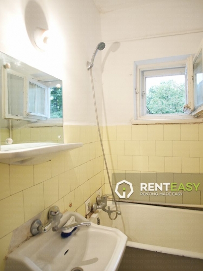 Apartament cu 3 Camere de Inchiriat in zona Centru - Arcu