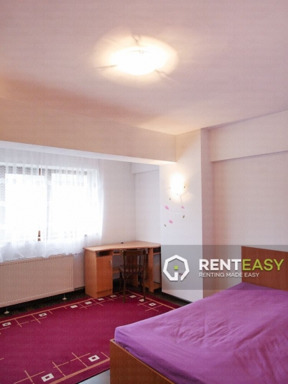Apartament cu 3 Camere pentru Inchiriat in Copou - Time Out