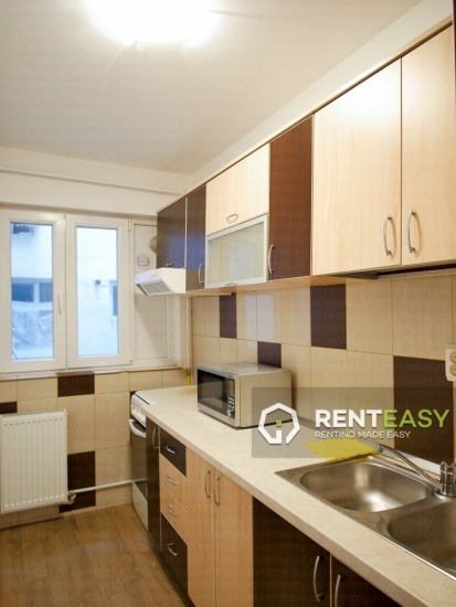 Apartament cu 3 Camere de Inchiriat in zona Centru - Piata Unirii