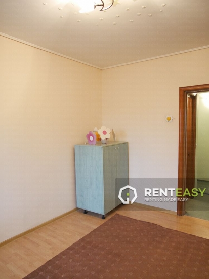 Apartament cu 3 Camere de Inchiriat in zona Tatarasi