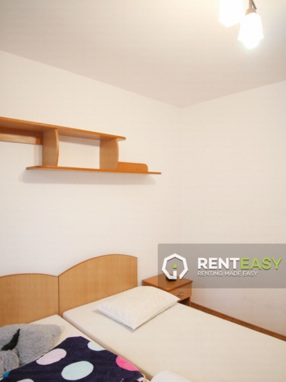 Apartament Decomandat cu 2 Camere de Inchiriat in Bucsinescu
