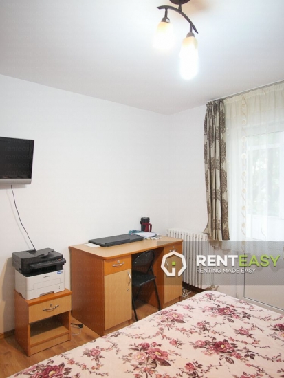 Apartament Decomandat cu 2 Camere de Inchiriat in Bucsinescu