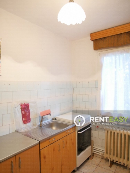 Apartament cu 3 Camere pentru Inchiriat in Podul Ros