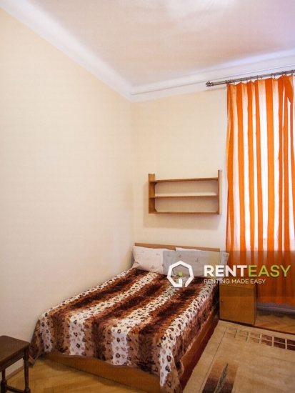 Apartament cu 3 Camere de Inchiriat - Stefan cel Mare