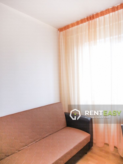 Apartament cu 3 Camere in Podul de Piatra de Inchiriat