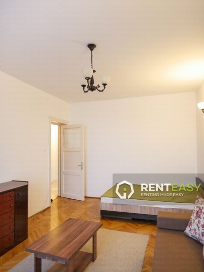 Apartament cu 1 Camera pentru Inchiriat in Centru - Pacurari
