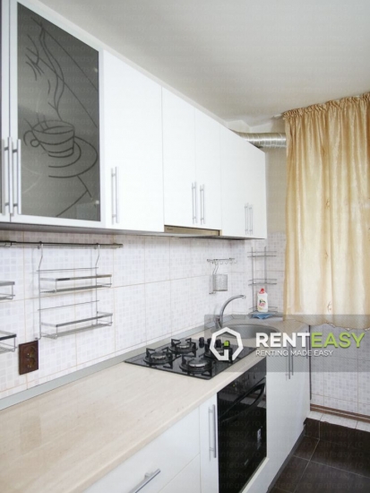 Apartament cu 3 Camere de Inchiriat in Podu Ros