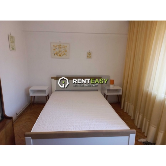 Apartament cu 2 Camere de Inchiriat la Hala Centrala