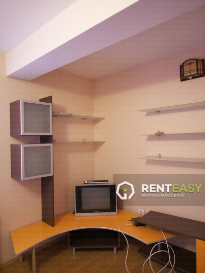 Apartament cu 4 Camere de Inchiriat in zona Metalurgie