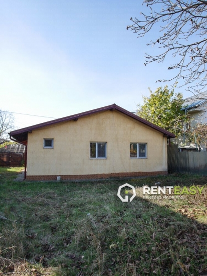 Casa cu patru camere de inchiriat in Tatarasi
