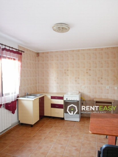 Casa cu 3 Camere pentru Inchiriat in CUG - Valea Adanca
