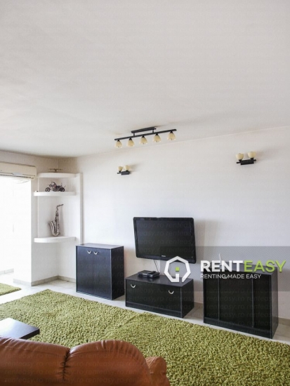 Apartament cu 3 Camere in zona Arcu - Pasaj pentru Inchiriat
