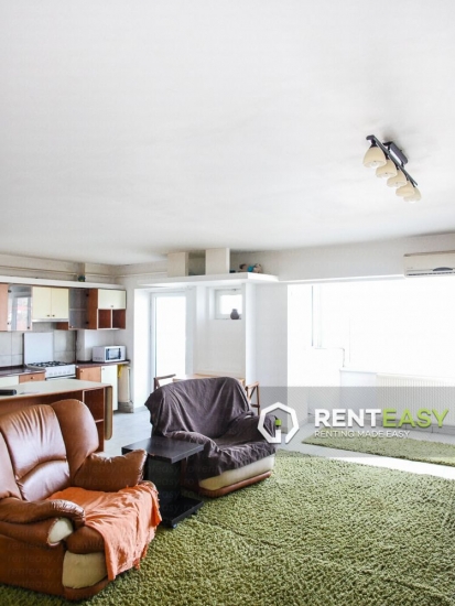 Apartament cu 3 Camere in zona Arcu - Pasaj pentru Inchiriat