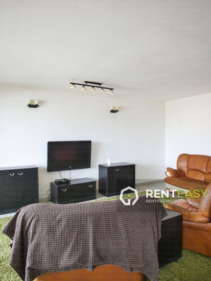 Apartament cu 3 Camere in zona Arcu - Pasaj pentru Inchiriat