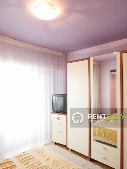 Apartament cu 3 Camere in zona Arcu - Pasaj pentru Inchiriat