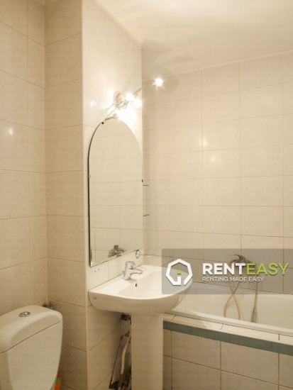 Apartament cu 3 Camere in zona Arcu - Pasaj pentru Inchiriat