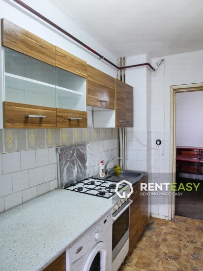 Apartament cu 3 Camere pentru Inchiriat pe Independentei langa UMF
