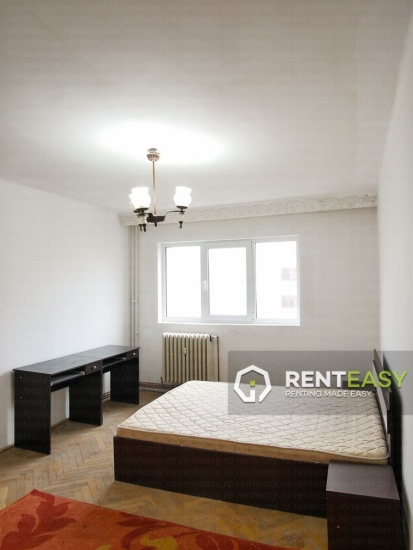 Apartament cu 3 Camere pentru Inchiriat pe Independentei langa UMF