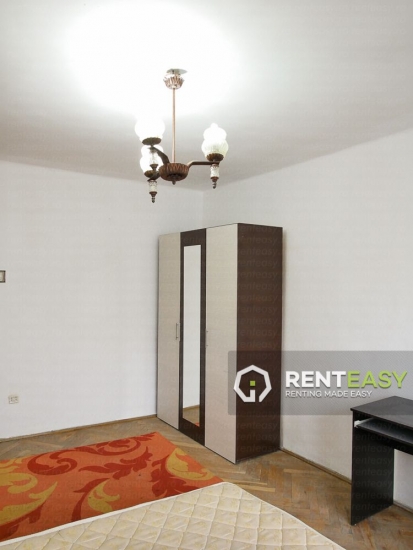 Apartament cu 3 Camere pentru Inchiriat pe Independentei langa UMF