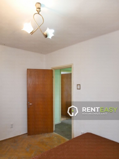 Apartament cu 3 Camere pentru Inchiriat pe Independentei langa UMF