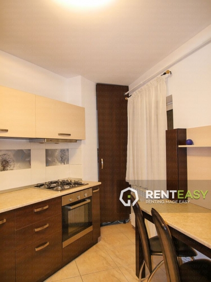 Apartament cu 2 Camere de Inchiriat in Centru langa Palas