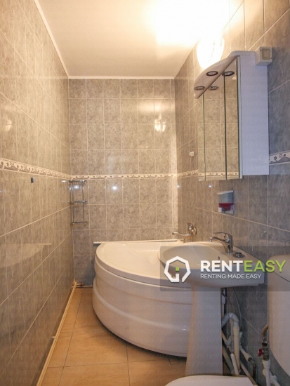Apartament cu 2 Camere de Inchiriat in Centru langa Palas