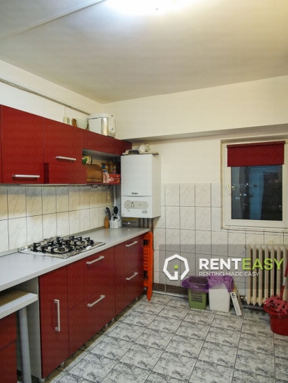 Apartament cu 3 Camere pentru Inchiriat in Pacurari